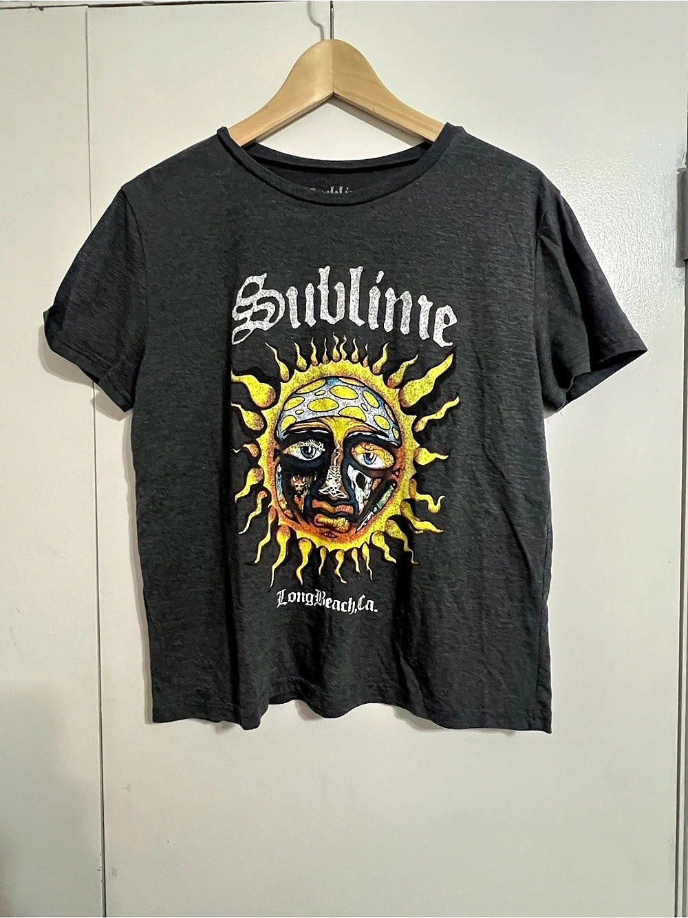 Sunline Graphic Short Sleeve Tee Size Medium